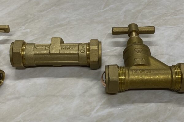Taps & Valves